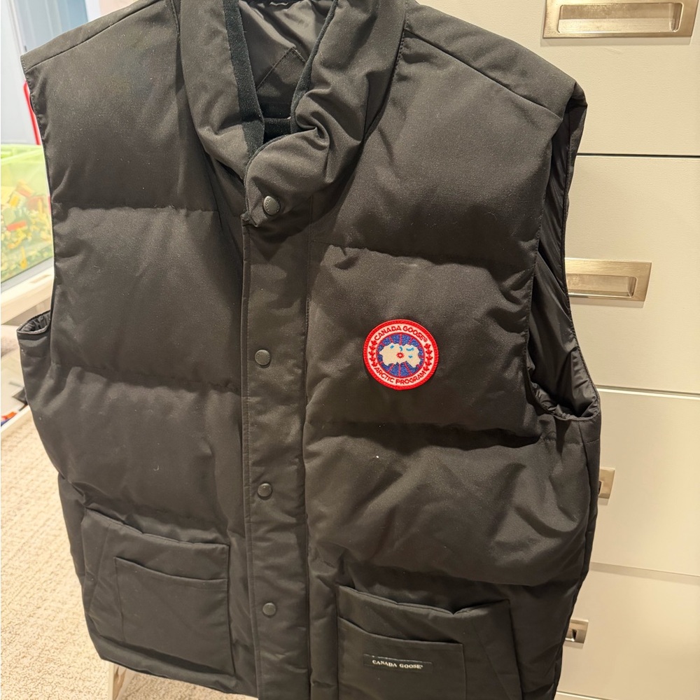 Canada Goose Black Quilted Vest